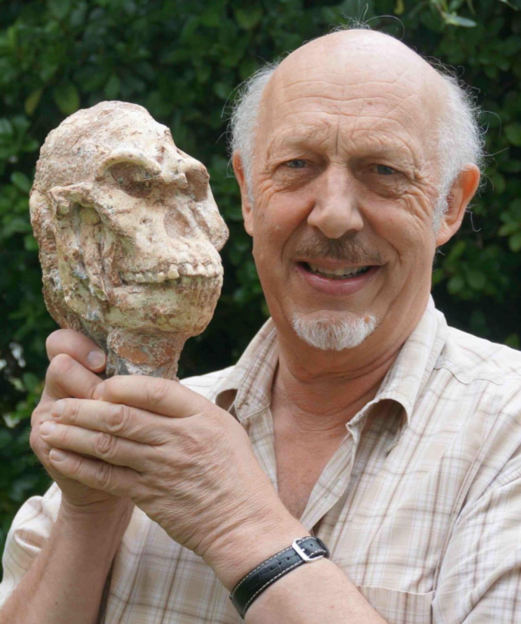 Prof Rj Clarke Wth Little Foot